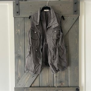 Women’s Pleione Utility Vest - Dark Grey - Small